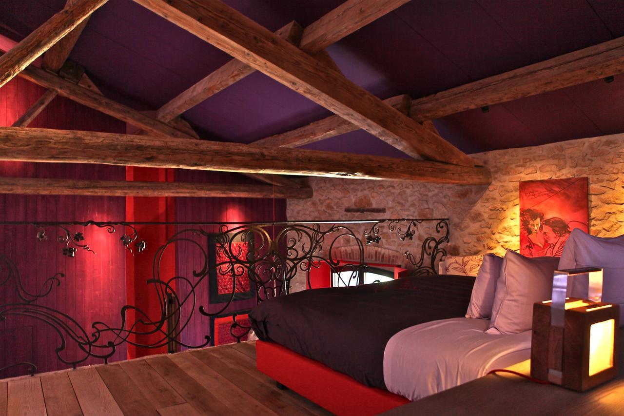 Village Castigno - Wine Hotel & Resort Assignan Exteriör bild