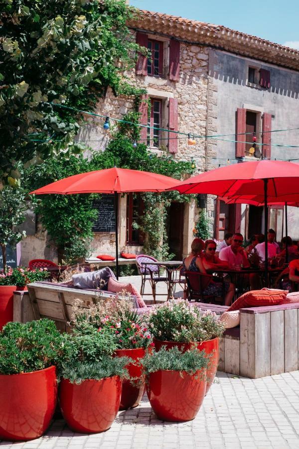 Village Castigno - Wine Hotel & Resort Assignan Exteriör bild